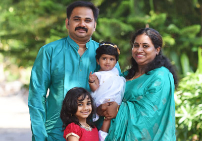 Jibin-Jose-Family-400x280